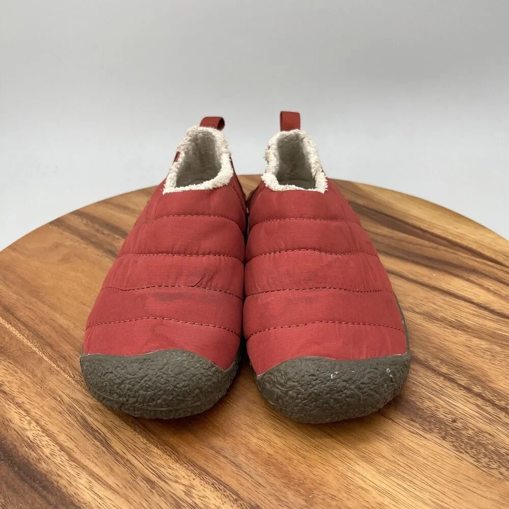 Keen Howser Shoes Womens Size 8 Red Casual Comfort Slip On Walking Quilted